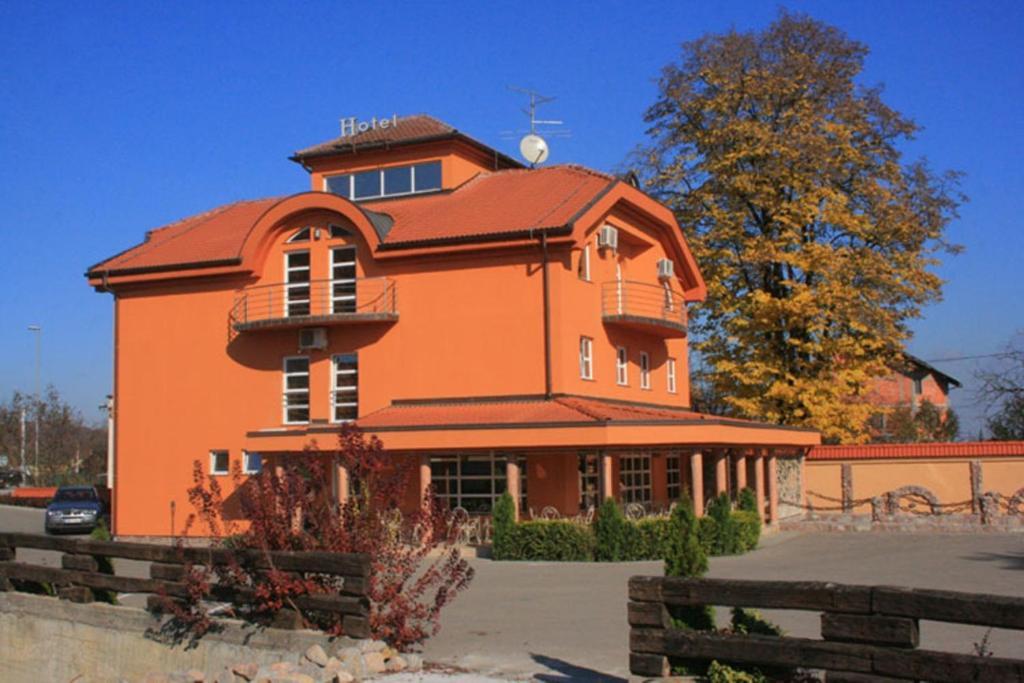 Pasha Garni Hotel Laktasi Ngoại thất bức ảnh
